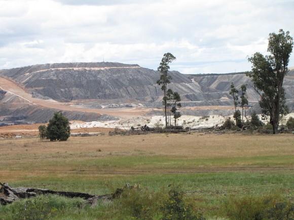 Uhelný důl poblíž australského města Collie. foto: Calistemon, licence Creative Commons Attribution-Share Alike 3.0 Unported 