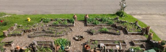 „Takové předzahrádky teď má většina domů v Hattiesburgu.“ Zdroj: Jody Mabary 