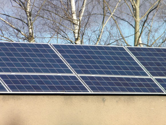 Je plán na osazení milionu střech solárními panely nereálný? COSEIA na to má sedmnáct let času, a především - podporu výrobců i místních obyvatel Zdroj: archiv R. Dohnal