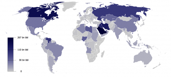 „Mapa ukazuje doložené rezervy ropy v roce 2009“ Zdroj: en.wikipedia.org