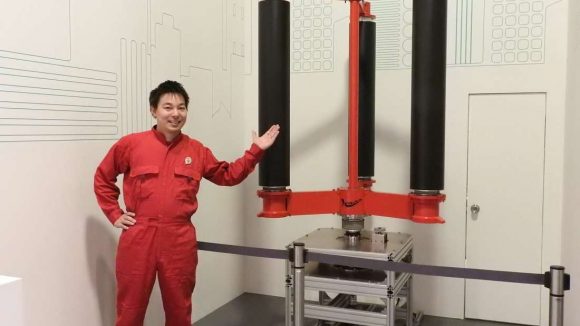 „Kdy zasáhne další tajfun japonské souostroví je jen otázkou času. Jestli z toho budou mít Japonci někdy radost, to se ještě uvidí.“ Zdroj: Challengery Inc. 