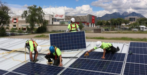 „Parkoviště se najde u každého sportovního stadionu. Bude některý další klub následovat příkladu z Utahu? Zdroj: MBCI