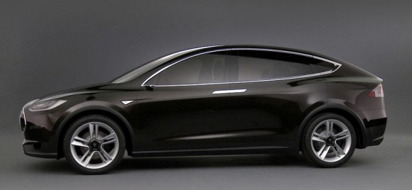 Elektromobil Tesla Model X - bez postranních zrcátek. Nápad je to inovativní, ale bezpečnostní předpisy představují mantinel. foto: Tesla Motors