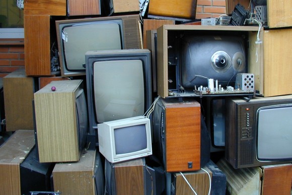 Ani staré televize nepatří na skládku! foto: REMA