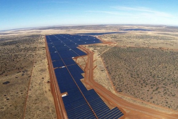 Solární farma Jasper v Jihoafrické republice. foto: Solar Reserve