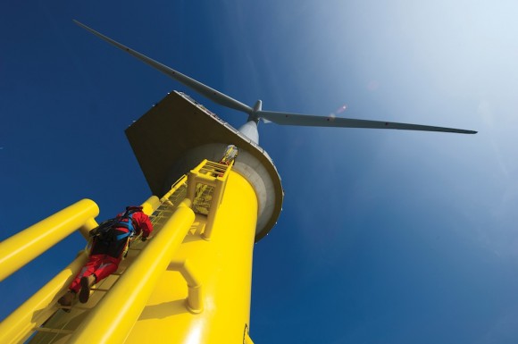 Britové se mohou pyšnit největší/nejvýkonnější pobřežní větrnou farmou na světě. Elektrárna London Array byla oficiálně uvedena do provozu. foto: London Array