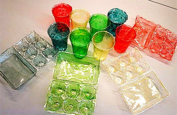 Desítky tun schránek korýšů končí ve spalovnách a na skládkách. Přitom je ale lze využít pro výrobu snadno recyklovaltelných bioplastů. foto: Wyss Institute