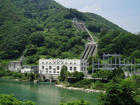 Přečerpávací vodní elektrárna Yomikaki v Japonsku, foto: Qurren/Wikipedia