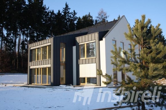 Moderní rodinné domy už jsou stavěny v příšných energetických standardech, foto: www.inspireli.cz