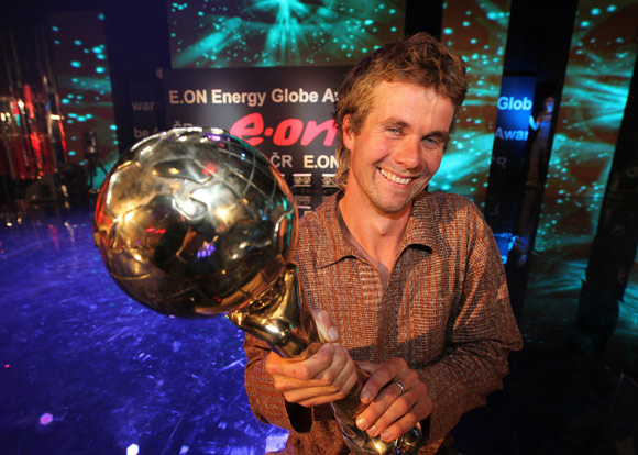 Lukáš Čejna, stavitel Slaměnky, na vítězném večeru Energy Globe Awards, foto: E.ON