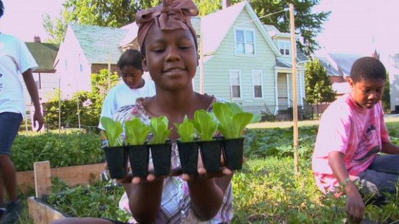Urban Roots - nový filmový dokument o lokálních městských farmách, které v Detroitu rostou jako po dešti