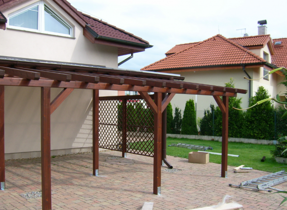 Zastřešení pergoly. foto: VETAS