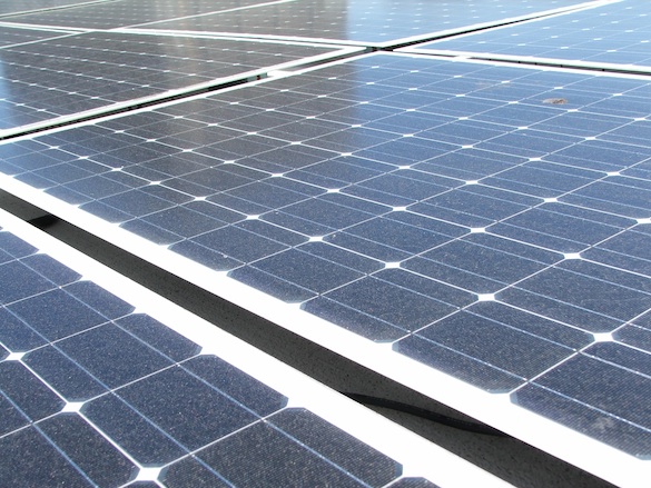 Solární energie - solární panely elektrárny