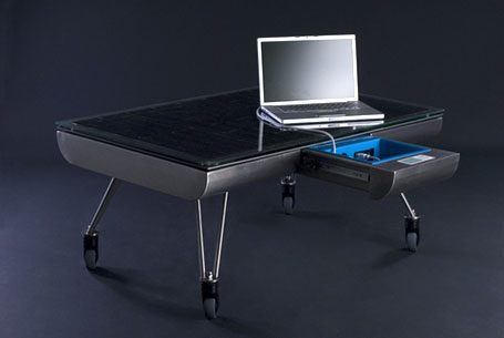 solární stůl od Intelligent Forms