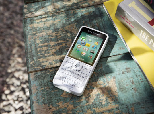 recykovatelné mobilní telefony Sony Ericsson