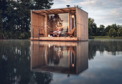 Architekt a mořeplavec vytvořili plovoucí saunu